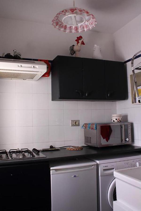 Malvasia Room And Apartament Brindisi Exterior foto